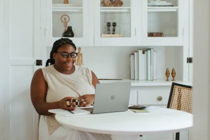 how to keep your customers on your wordpress site